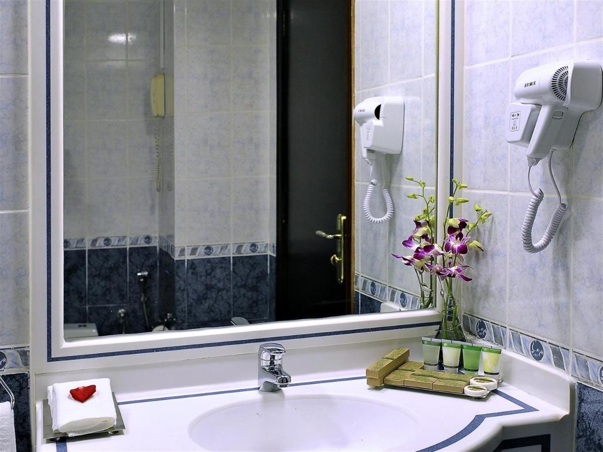 Signature Inn Hotel Deira Dubái Habitación foto